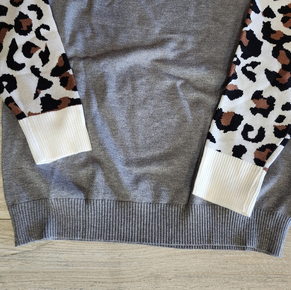 Super Soft🔥Leopard sleeve Sweater Top✨️ - Picture 11 of 14